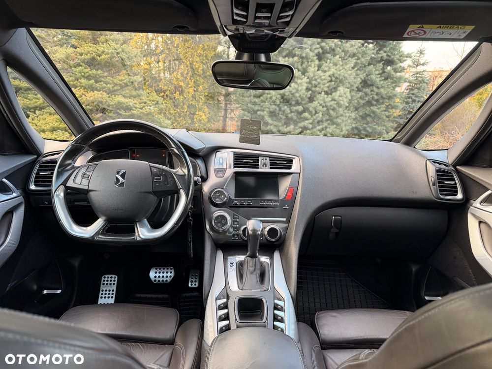 DS Automobiles DS 5 - 12