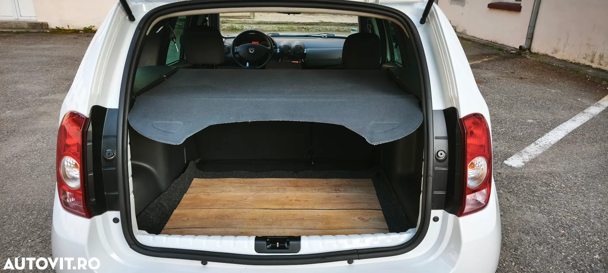 Dacia Duster dCi 110 FAP 4x2 Laureate - 9