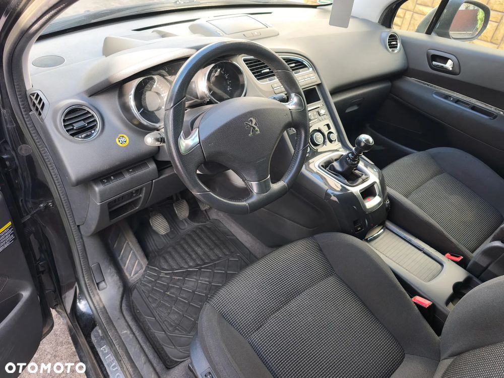 Peugeot 5008 HDI 150 Allure - 22