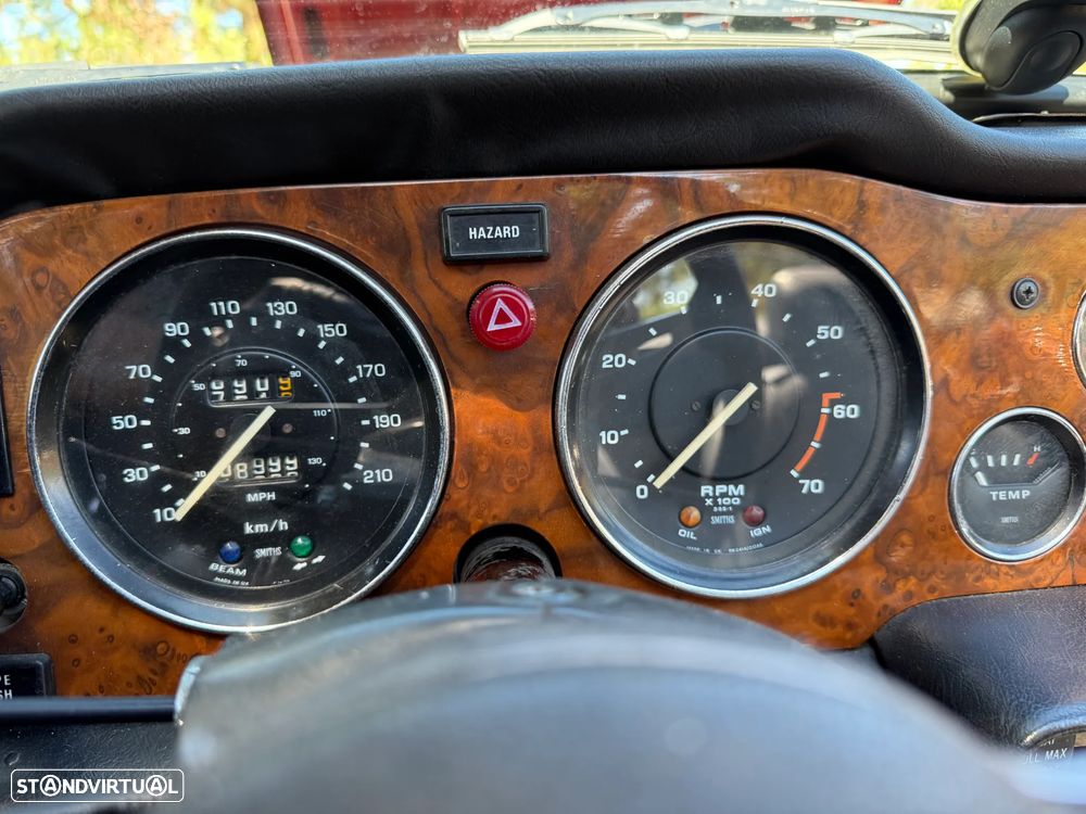 Triumph TR6 - 10