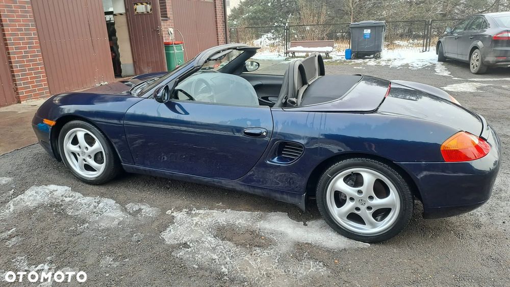 Porsche Boxster - 11