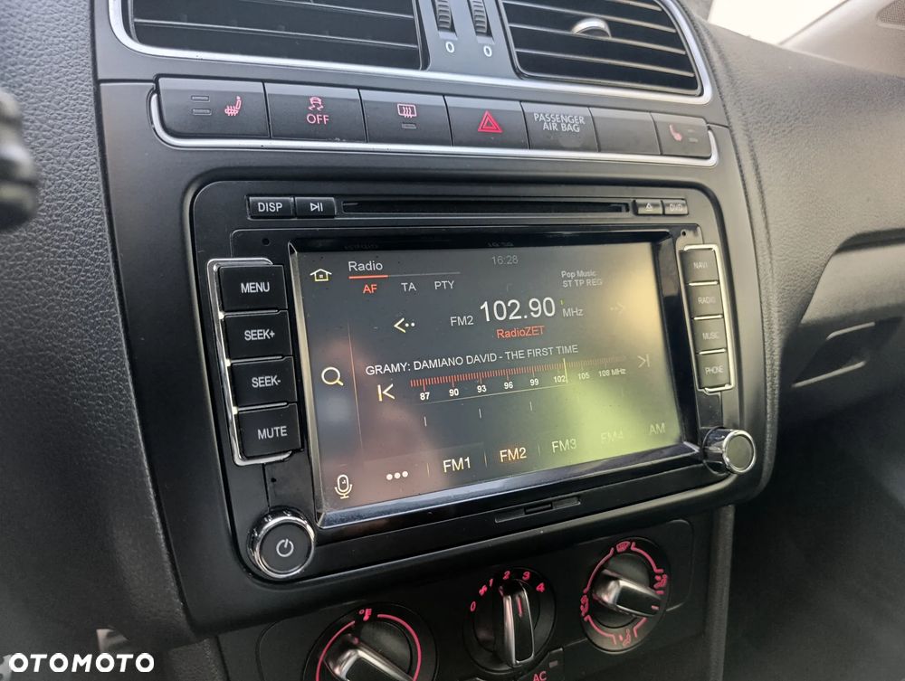 Volkswagen Polo - 21