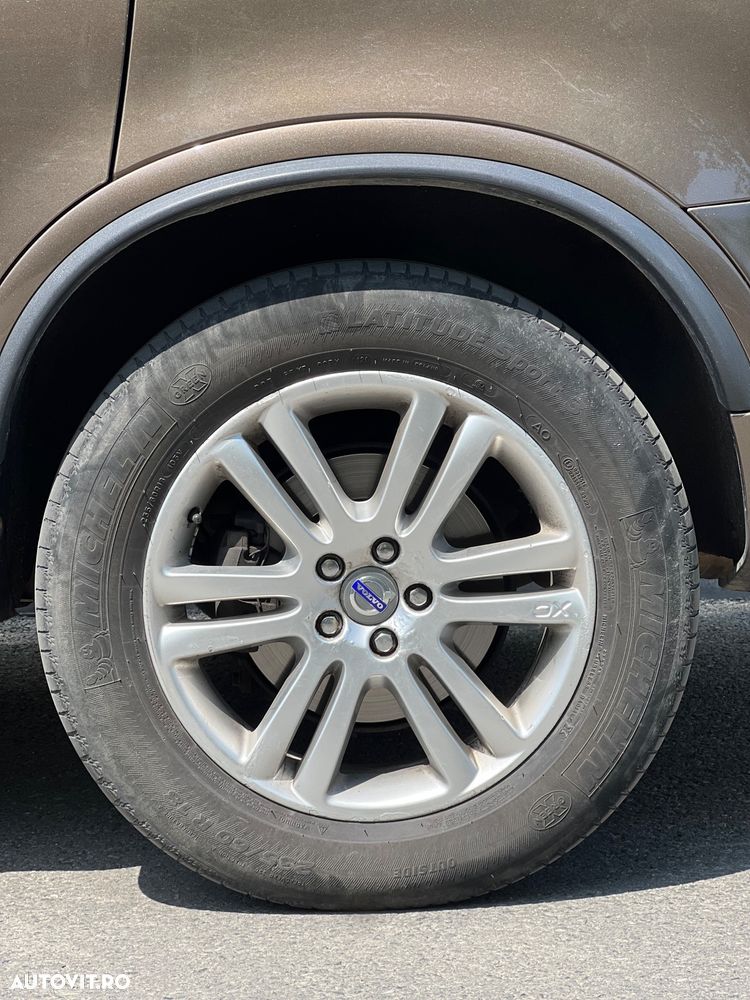 Volvo XC 90 D5 AWD Summum - 8