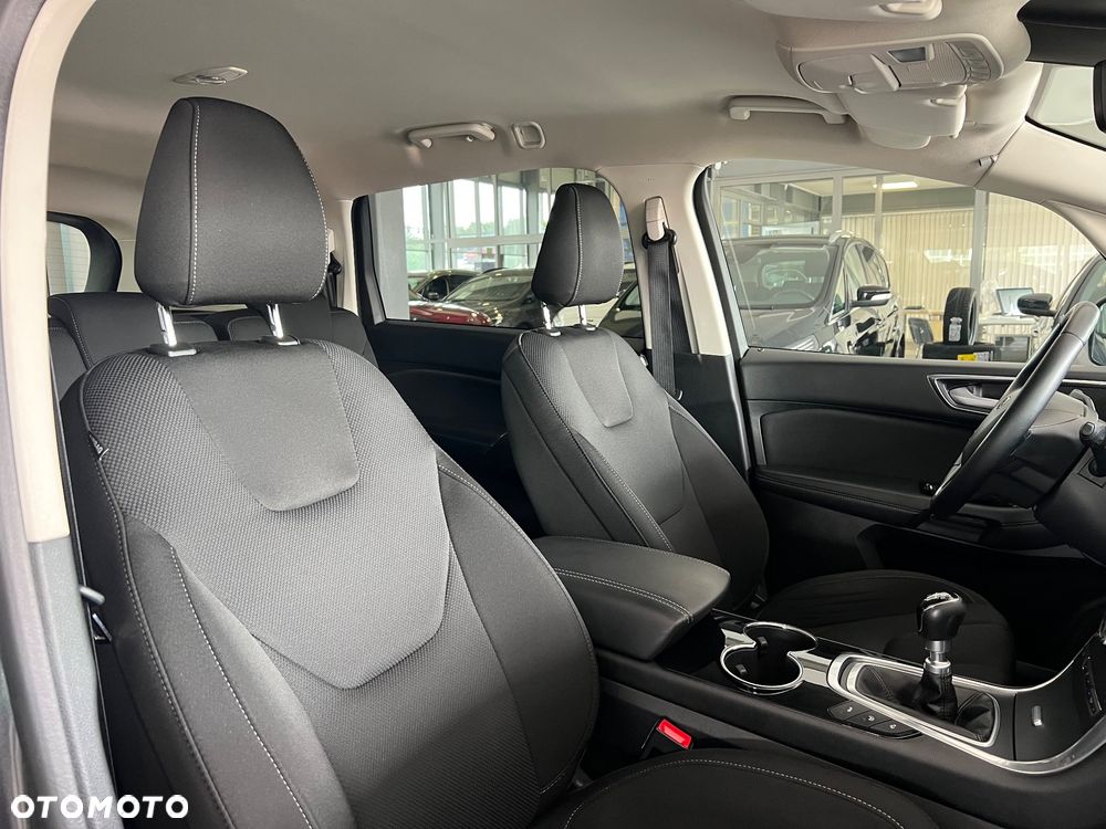 Ford S-Max 2.0 EcoBlue Titanium - 37