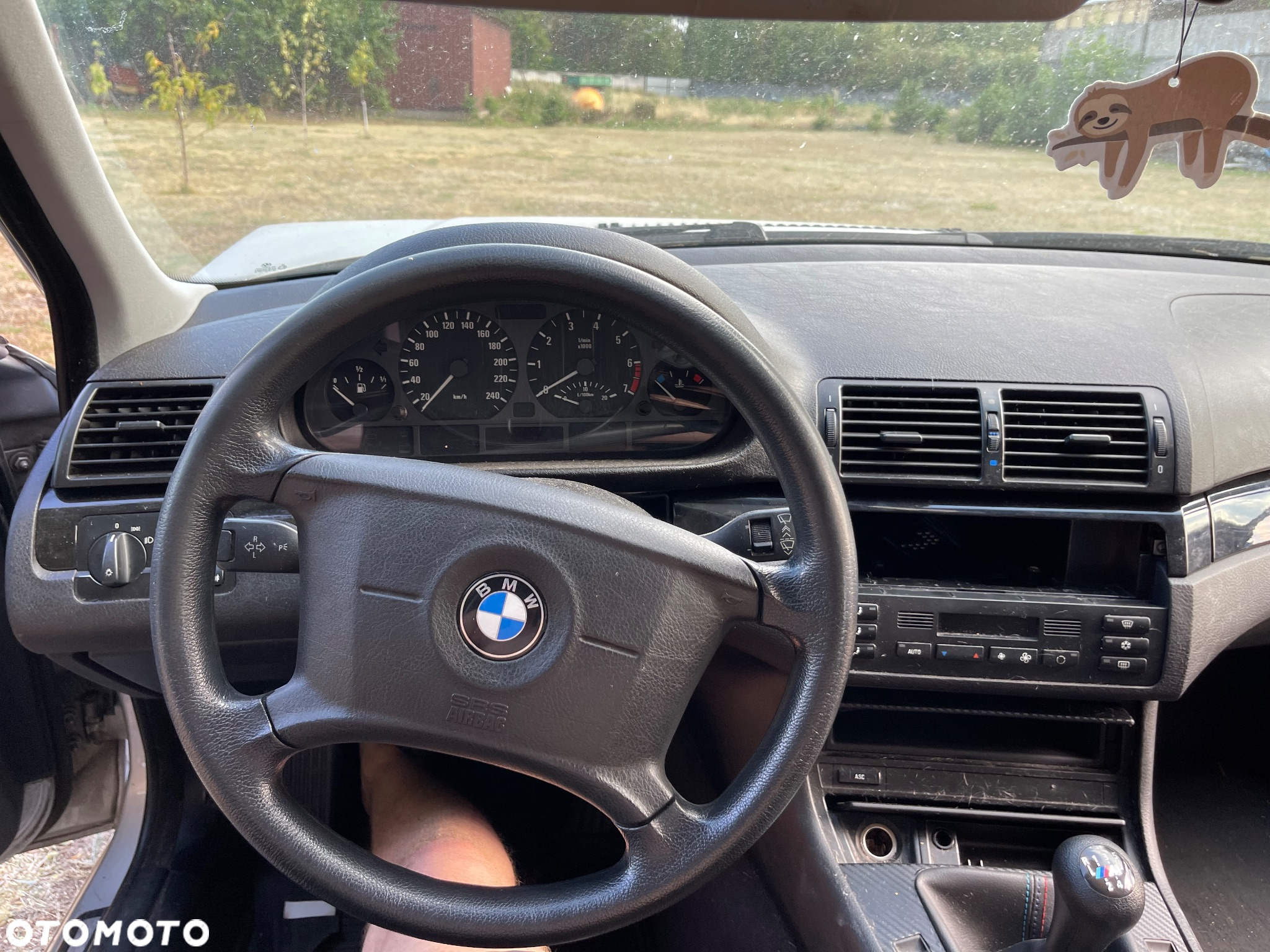 BMW Seria 3 320i - 6