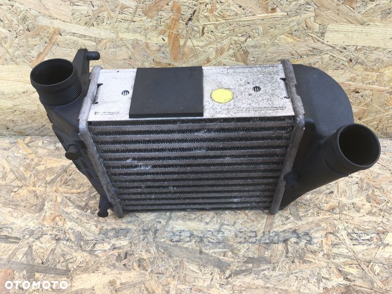 INTERCOOLER AUDI A4 B7 2.7 3.0 TDI 8E0145806L - 2