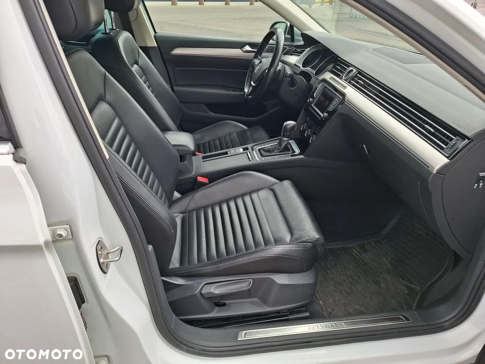 Volkswagen Passat 2.0 TDI BMT 4Mot Highline DSG - 14