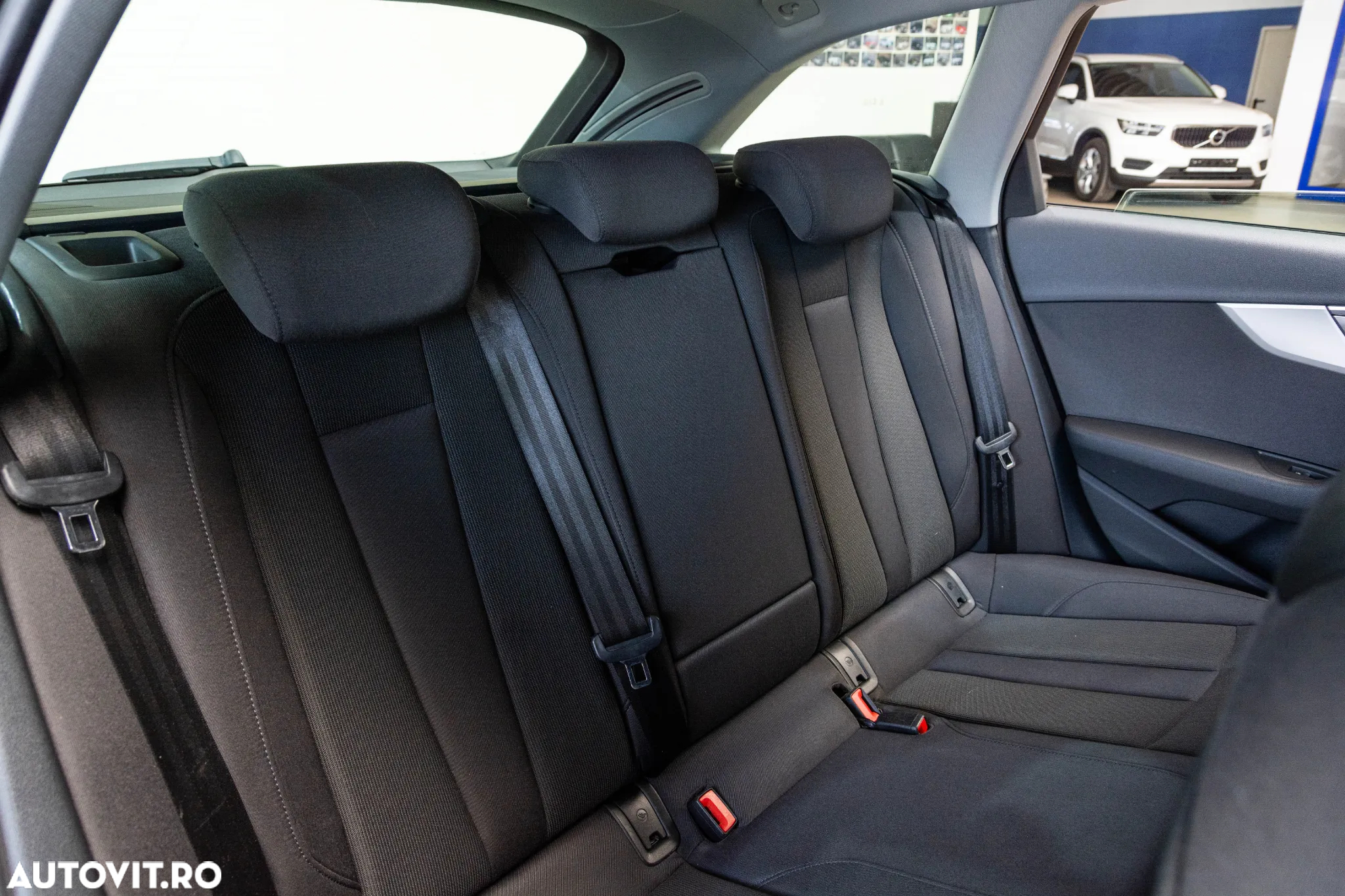 Audi A4 Avant 40 TDI S tronic - 15
