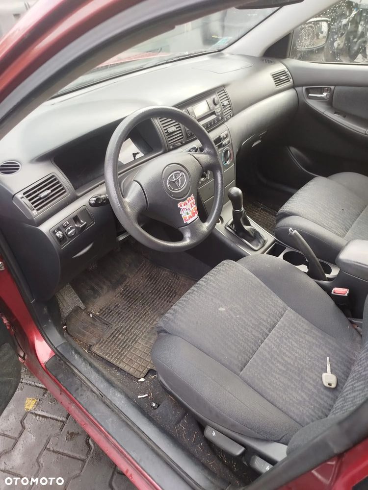 Toyota Corolla  e 12 na części. - 6