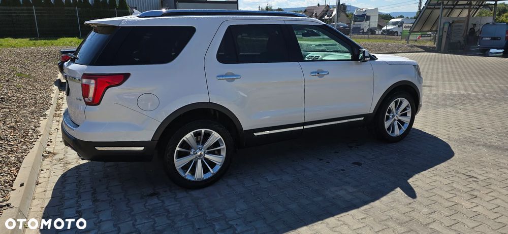 Ford Explorer - 4