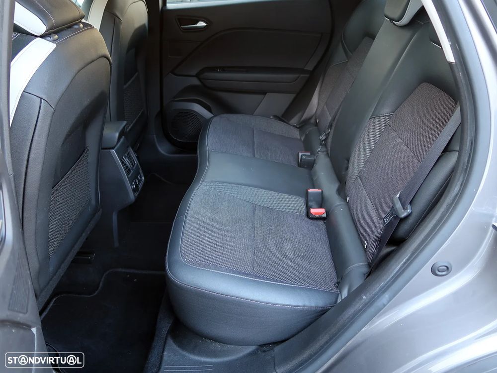 Renault Captur — fotografia 16