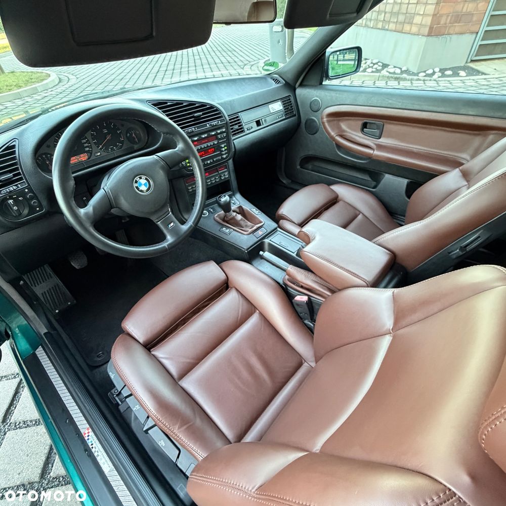 BMW Seria 3 320i - 20