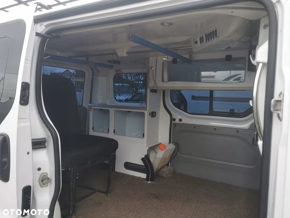 Opel Vivaro - 7