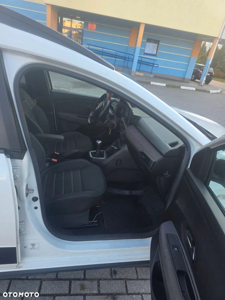 Dacia Jogger 1.0 TCe Expression 7os - 8