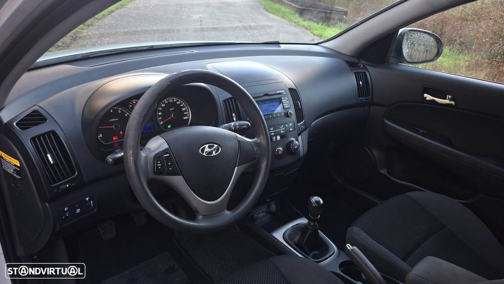 Hyundai i30 CW 1.4 CVVT Blue Comfort - 2