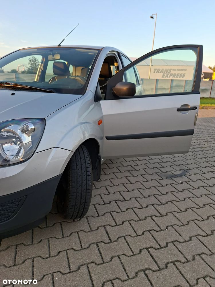 Ford Fiesta 1.3 - 29