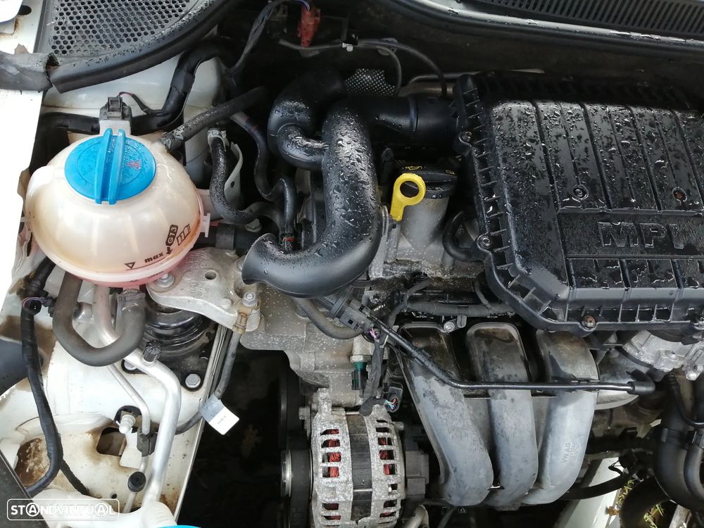 VW Polo 1.0 (Blue Motion ) Trendline - 18