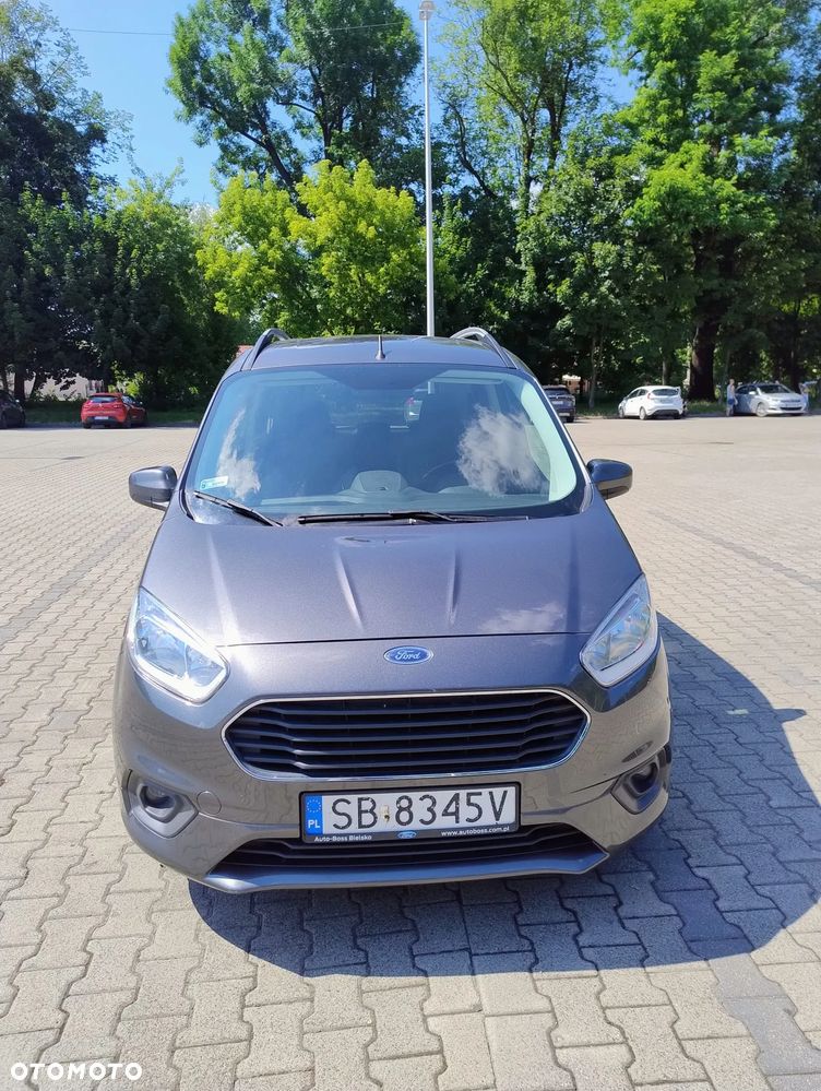 Ford Tourneo Courier 1.5 TDCi Titanium - 2