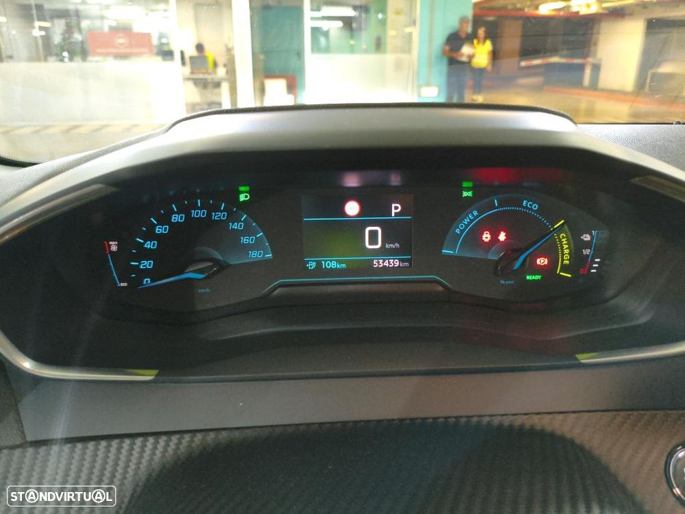 Peugeot e-208 50 kWh Active Pack - 8