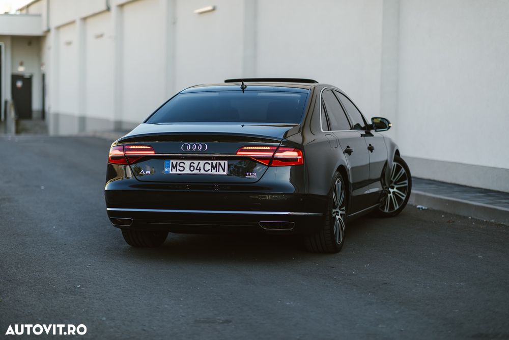 Audi A8 - 10