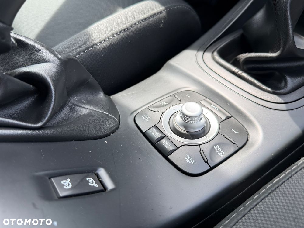 Renault Megane 1.6 16V Style Edition - 15