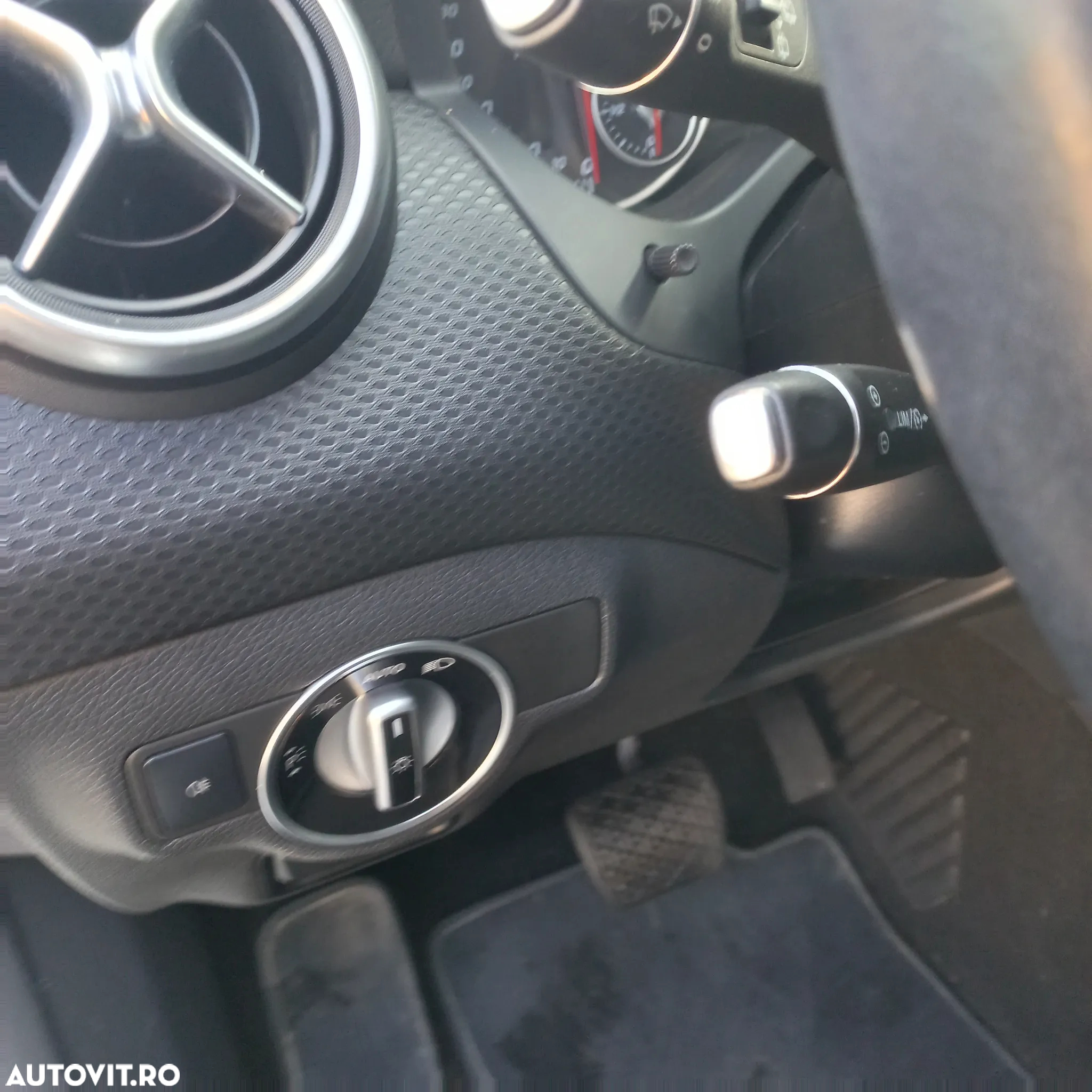 Mercedes-Benz A - 13