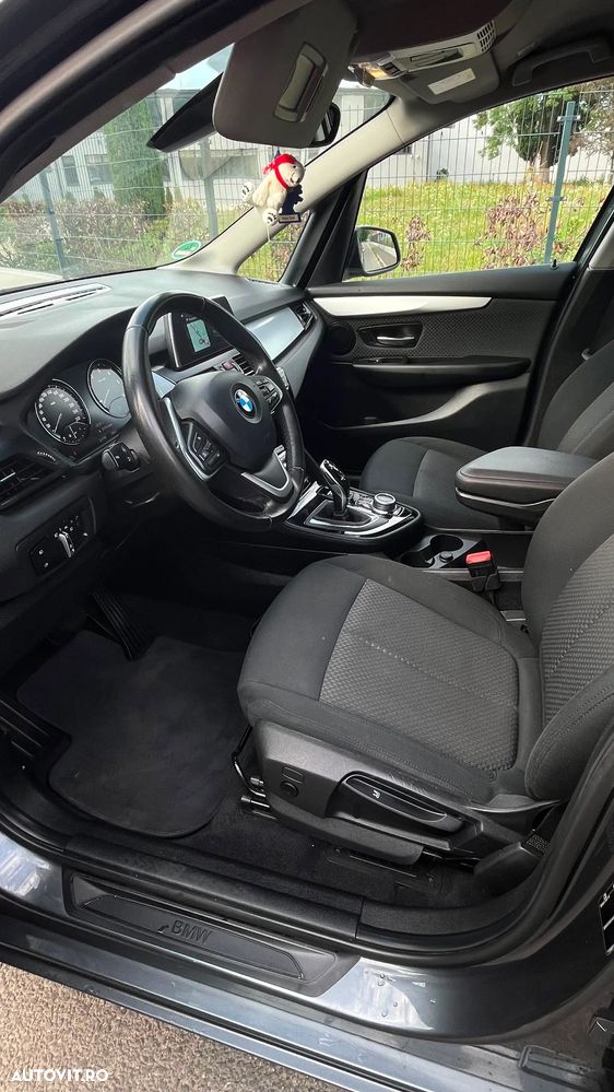 BMW Seria 2 218d Aut. - 7