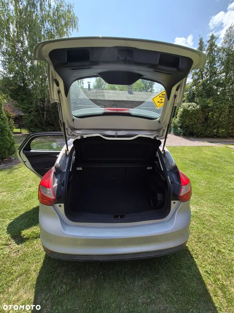 Ford Focus - 36