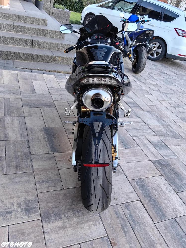 Honda CBR - 4