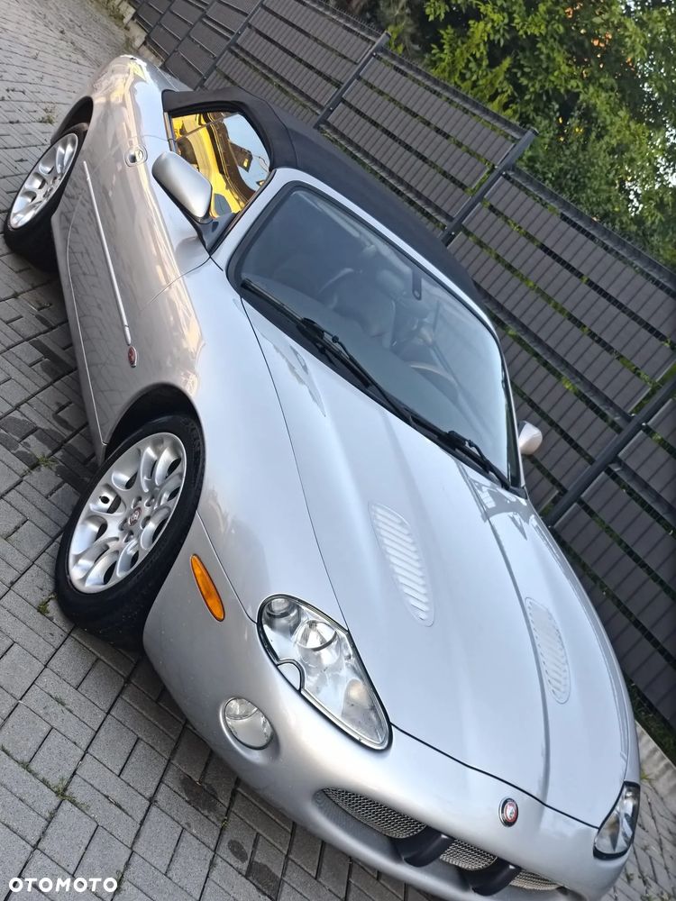 Jaguar XK8 - 4