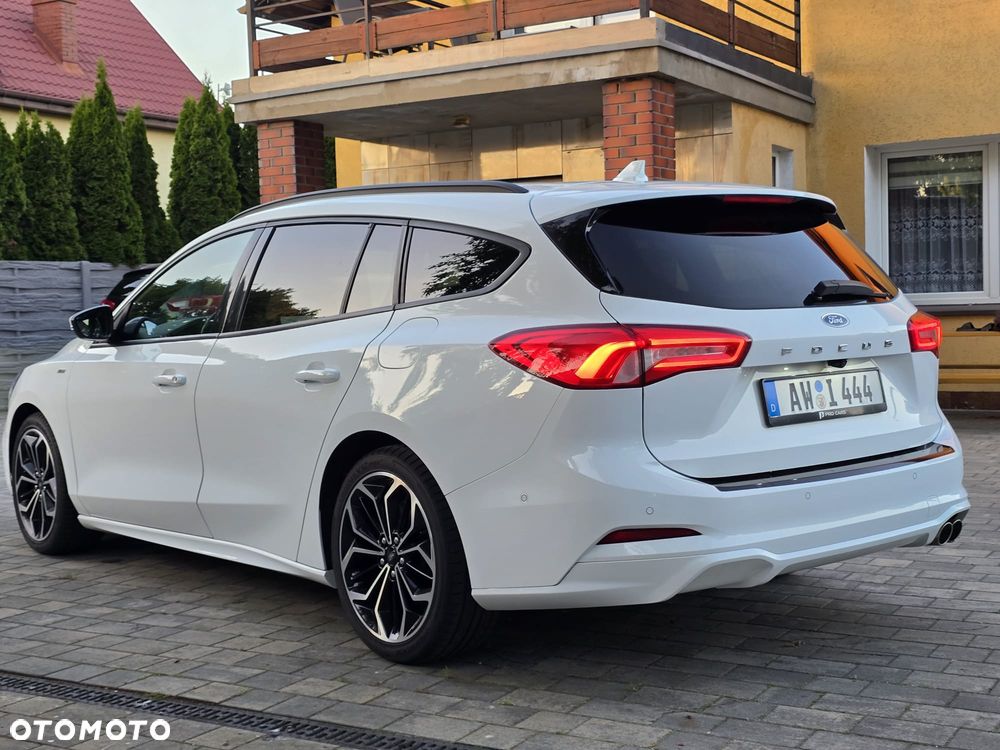 Ford Focus - 13