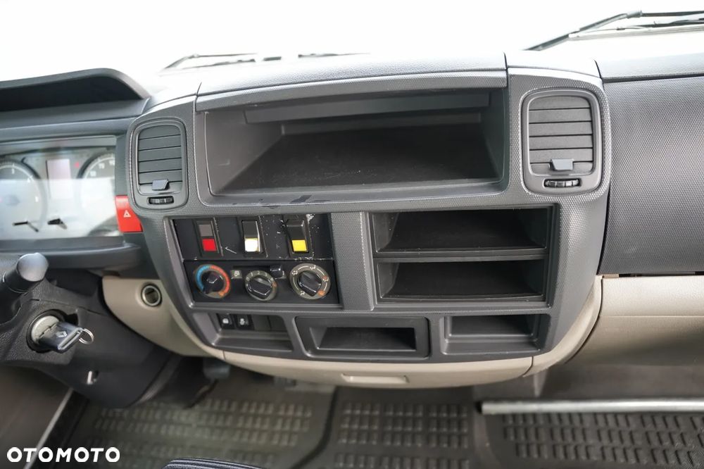 Nissan MAXITY 120 DXI / ZWYŻKA 18 METRÓW / PODNOŚNIK KOSZOWY MUTLITEL MT 182 / KOSZ 2 OSOBOWY - 200 KG / SPROWADZONY - 30