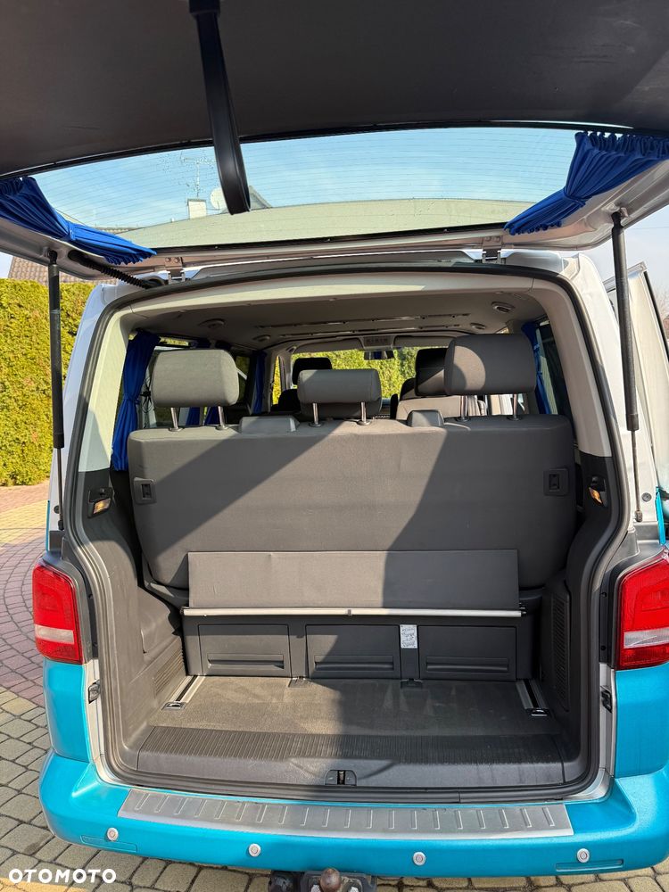 Volkswagen Multivan - 31