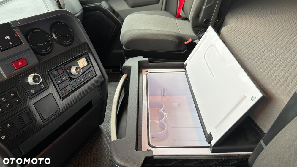 Renault T 480 / 13 LITROWY / SPROWADZONY / 138.000KM / ACC - 27