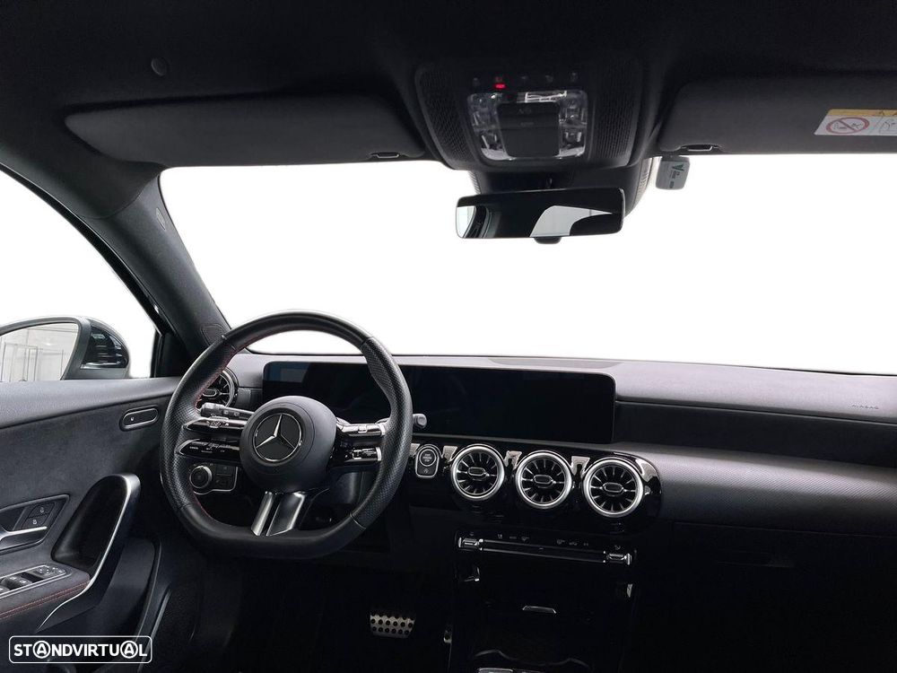 Mercedes-Benz A 180 d 8G-DCT Edition AMG Line - 13