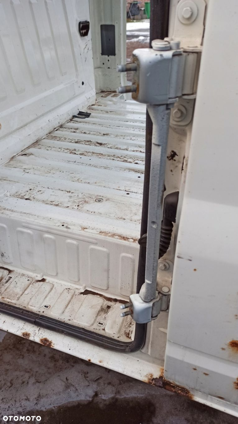 Zawias Prawy Tył Dubel Kabina Transit MK6 MK7 DOKA - 3