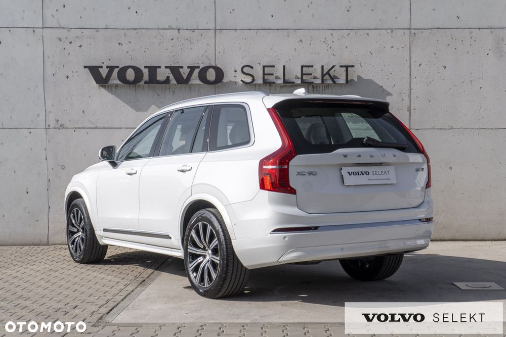 Volvo XC 90 - 8