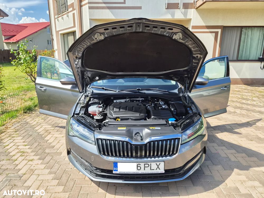 Skoda Superb 2.0 TDI DSG Ambition - 35