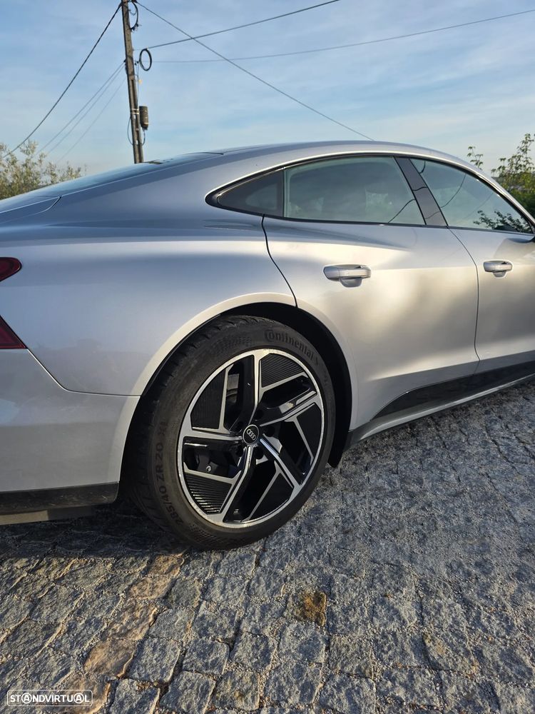 Audi e-tron GT quattro - 38