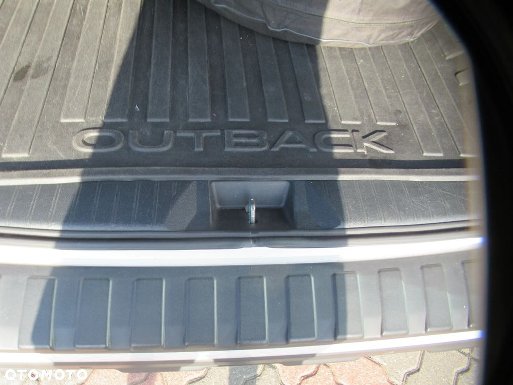 Subaru Outback - 18
