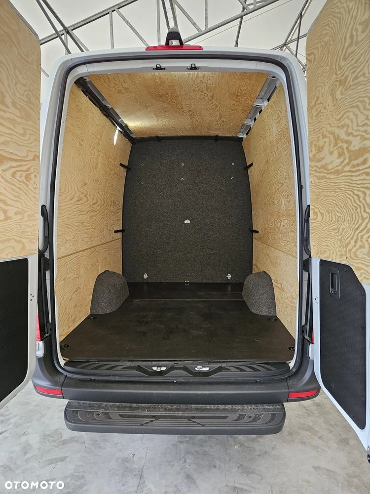 Mercedes-Benz Sprinter 317 CDI Long PRO 907.235 - 5