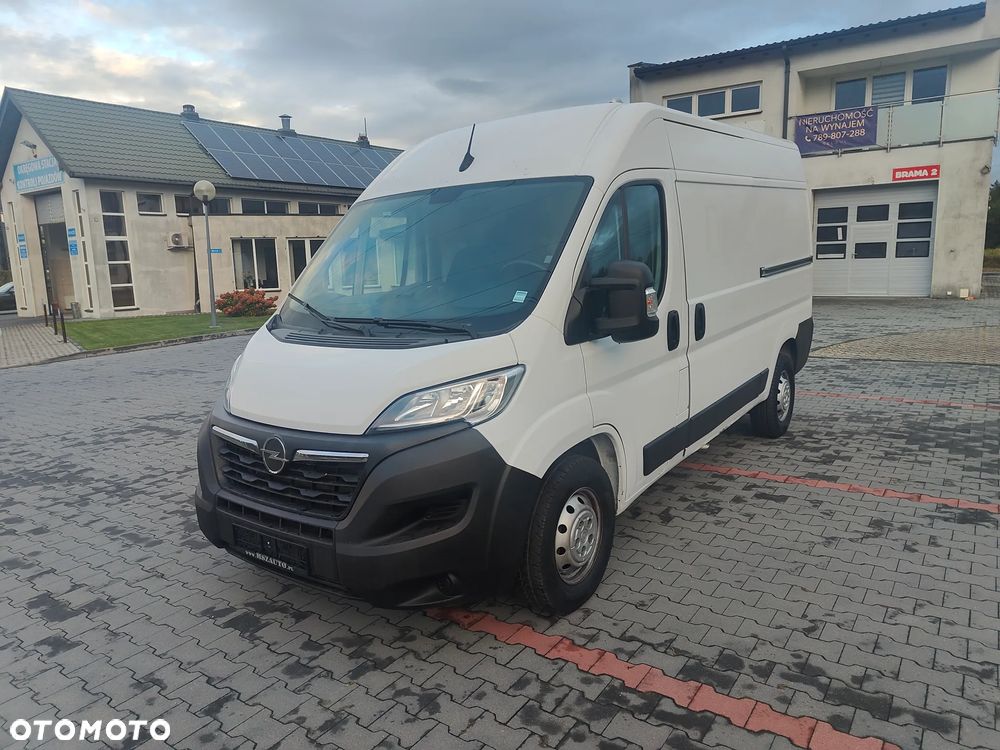 Opel Movano