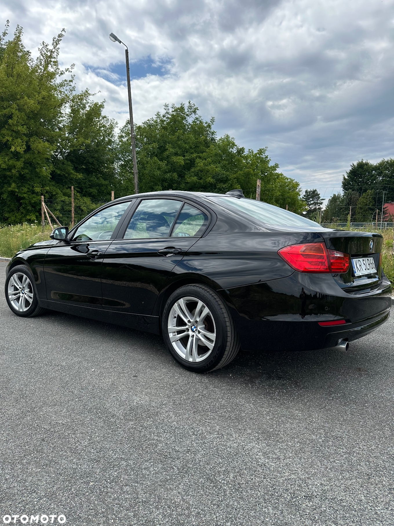 BMW Seria 3 318d - 12
