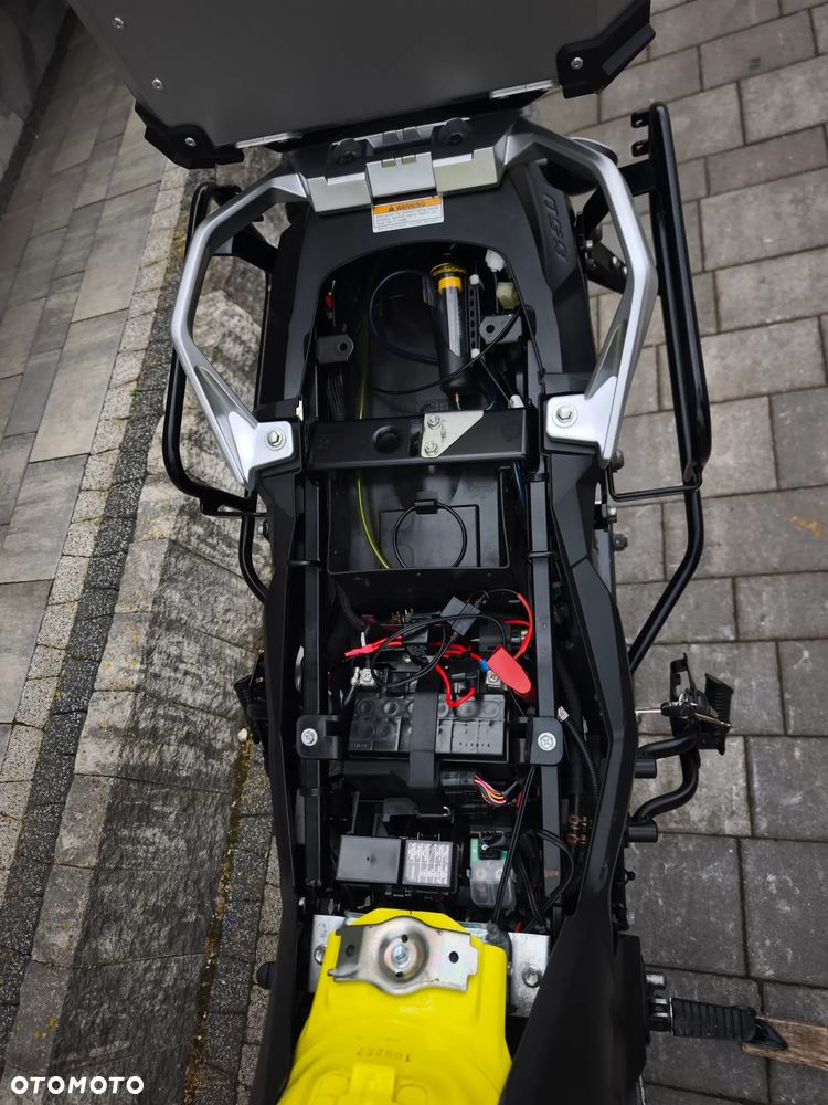 Suzuki DL - 30
