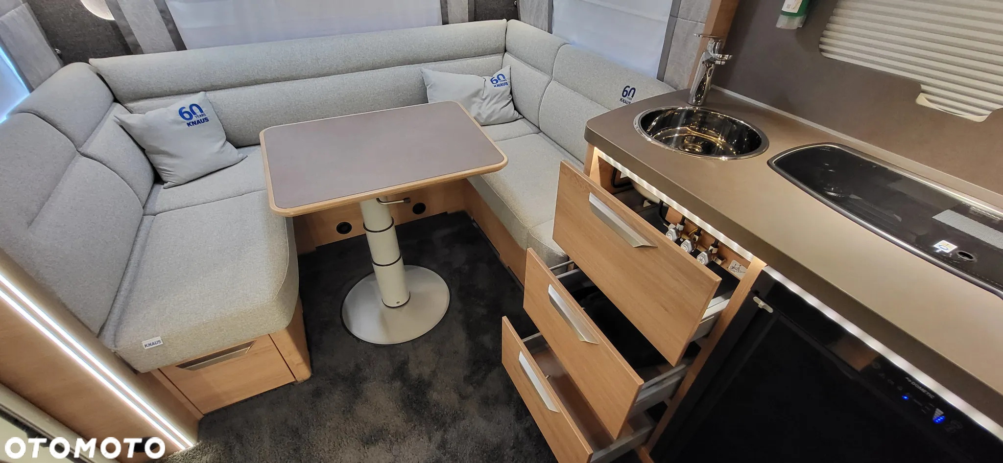 KNAUS SÜDWIND 450 FU 60 YEARS - 14