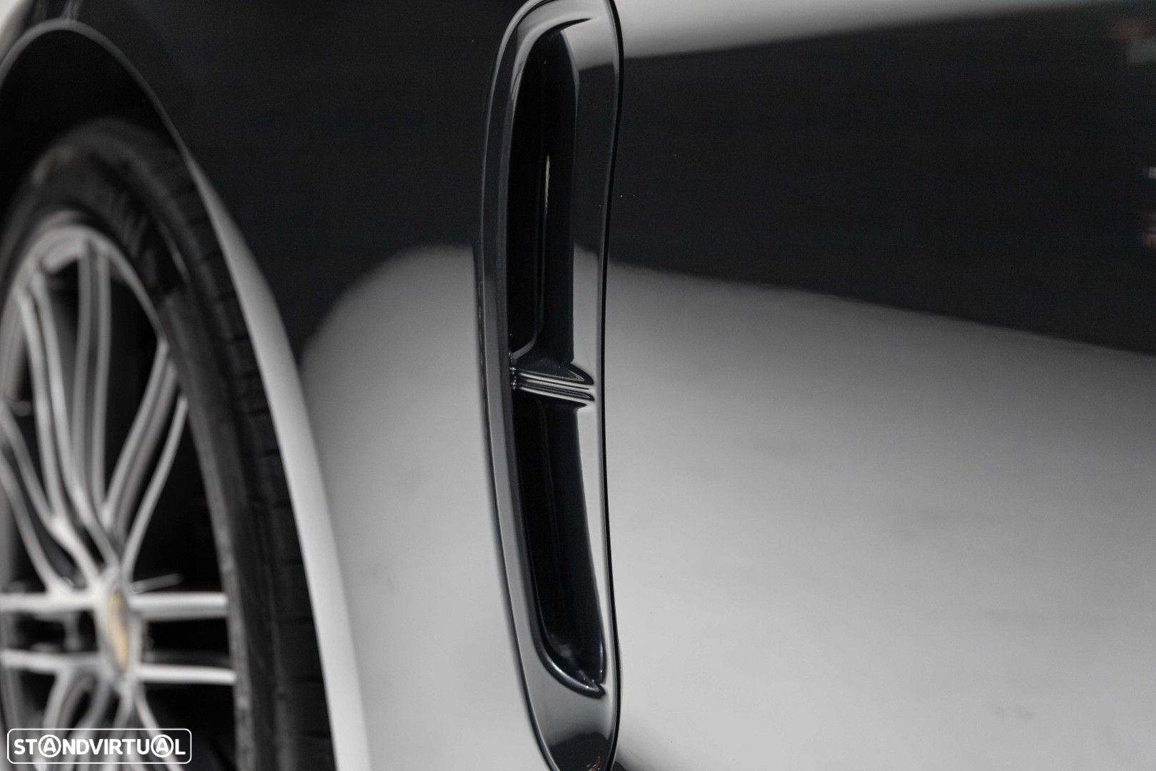 Porsche Panamera Sport Turismo 4 E-Hybrid Platinum Edition PDLS - 50