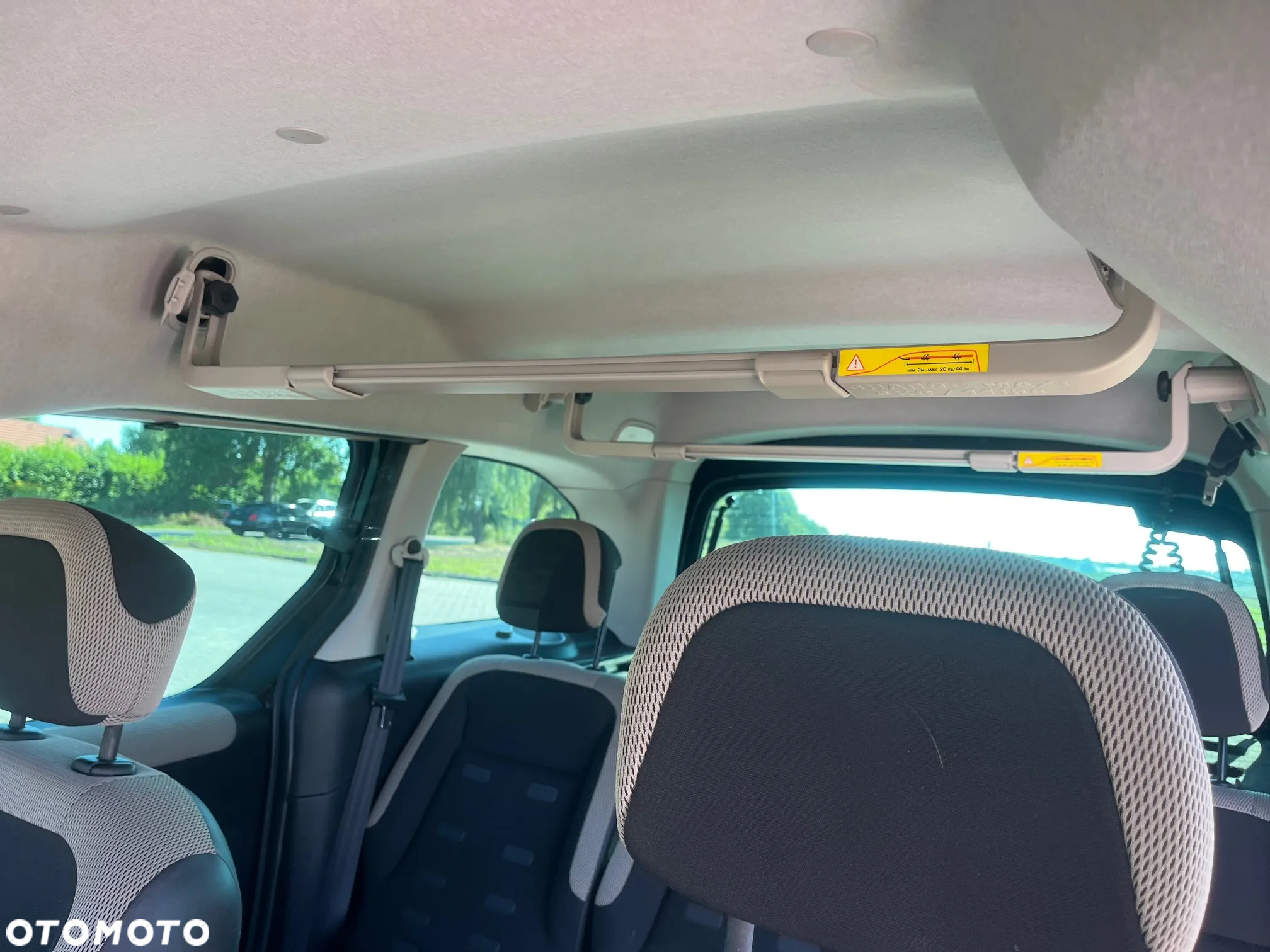 Citroën Berlingo Multispace HDi 115 FAP XTR - 12