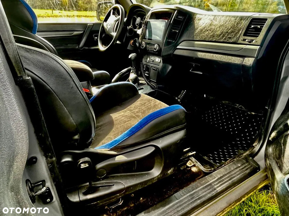 Mitsubishi Pajero 3.2 DID Invite - 11