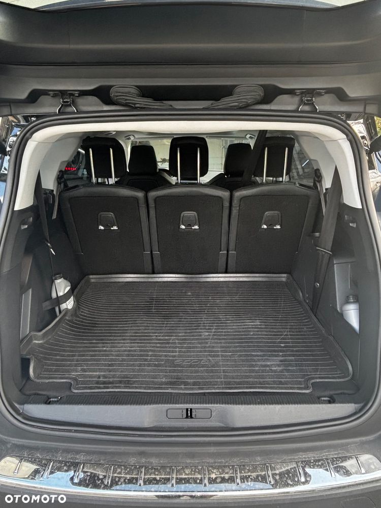 Peugeot 5008 1.2 PureTech Allure S&S EAT8 - 8