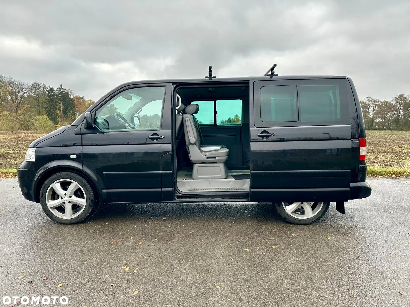 Volkswagen Multivan - 5